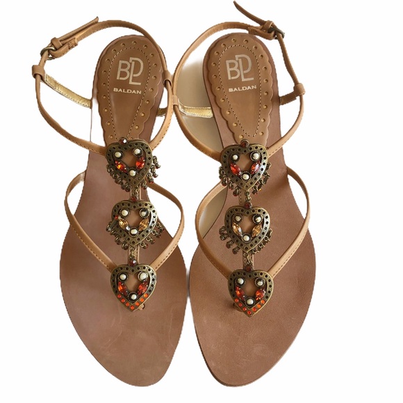 Baldan Shoes - NEW Baldan Italian Tan Leather Heart Rhinestone Embellished Flat Sandals 38.5